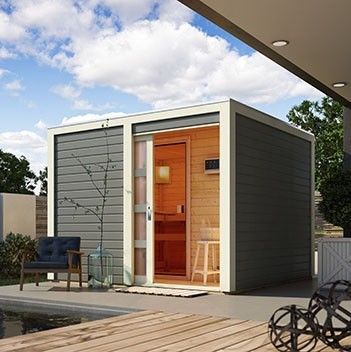 Eine moderne Gartensauna mit Vorraum