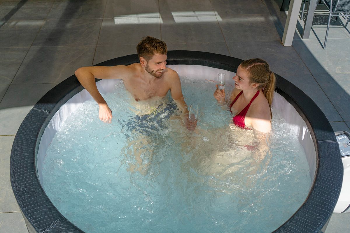 Exit Leather Premium Whirlpool - für 4 Personen