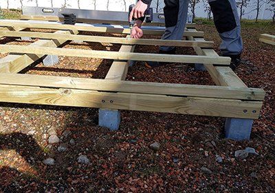 Montage Pfahlfundament Gartenhaus 