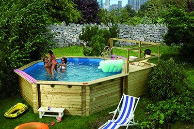 Eigener Pool im Garten