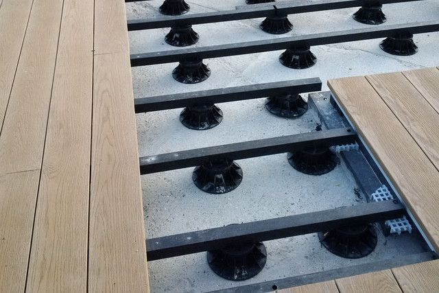 Terrassenunterkonstruktion aus Stelzlagern