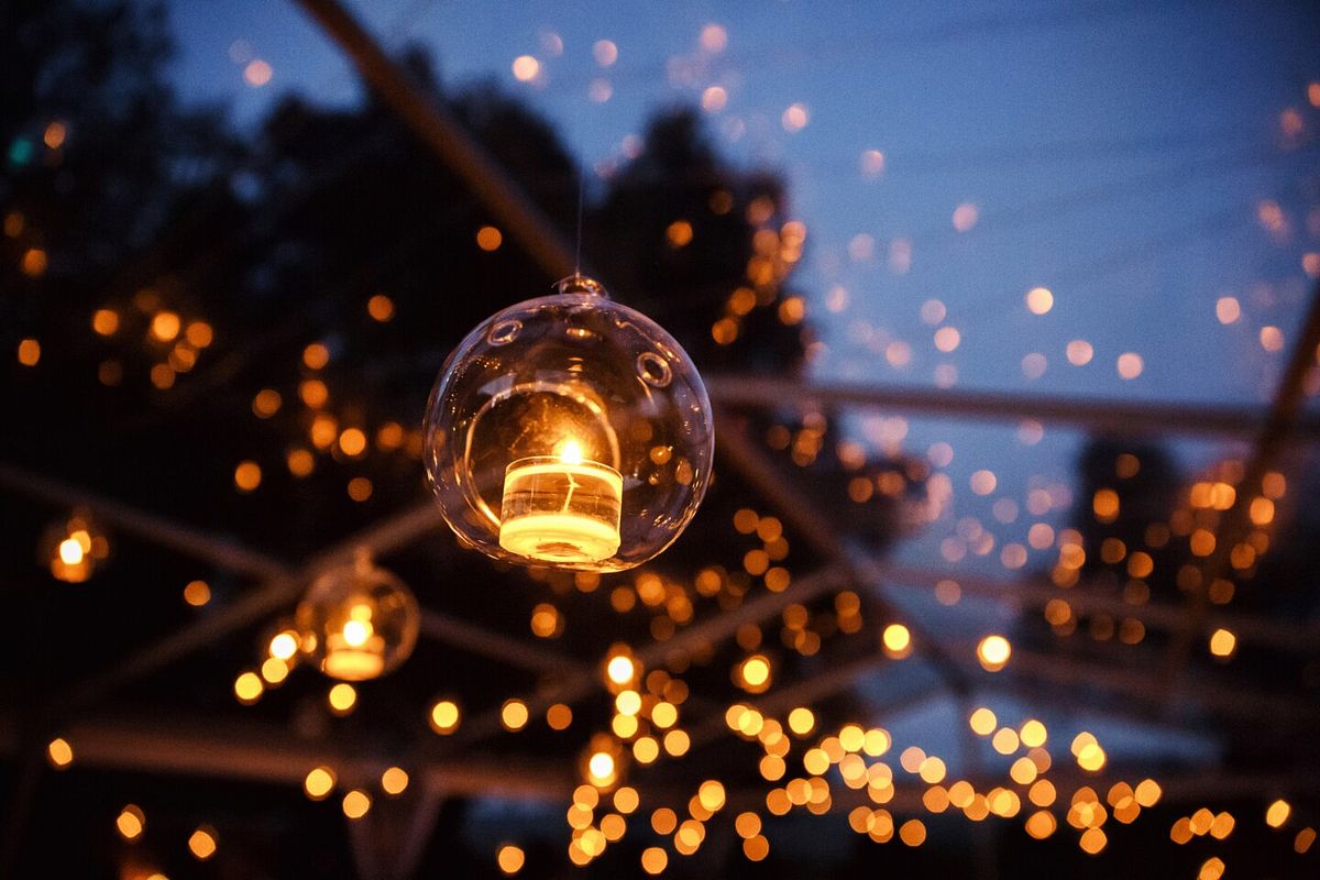 Lichtermeer im Garten genießen