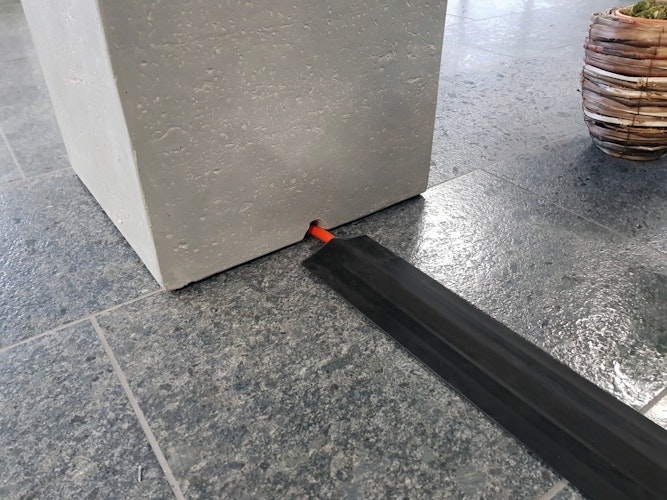 Gardenforma Schwellenprofil für Gasleitung bis D = 1,5cm