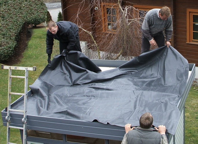 EPDM Foliendach für Wolff Finnhaus Gartenhaus Nina 28-B mit Terrasse / Bastrup 5 mit 3 m Schleppdach