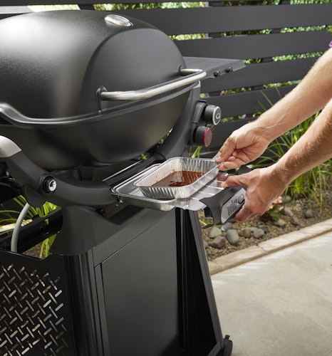 Weber Q3200N+ Gasgrill mit Rollwagen - Black