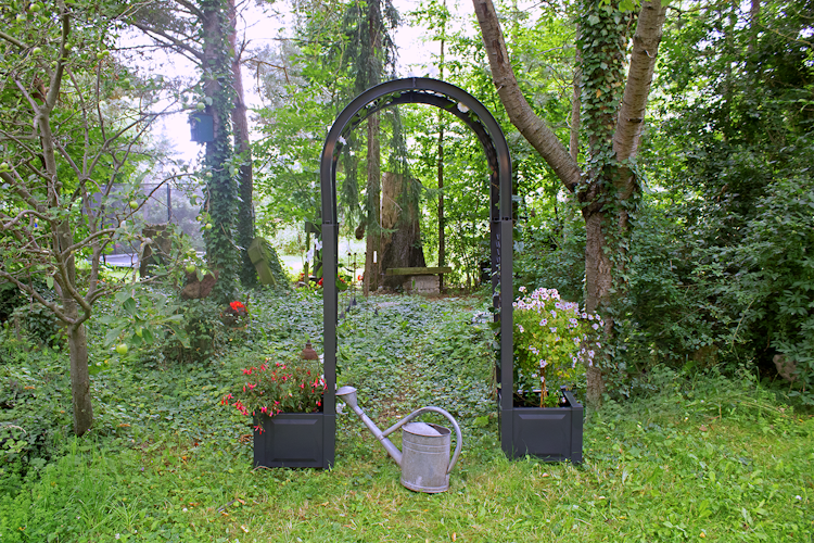 KHW Rosenbogen mit Pflanzkasten