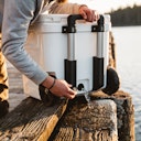 Vorschaubild YETI Kühlbox auf Rädern ROADIE 48