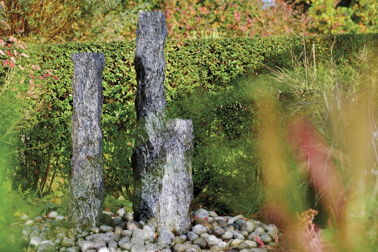 Oase Wasserspiel- & Brunnenpumpe Aquarius Universal Classic 2000 / 12 V