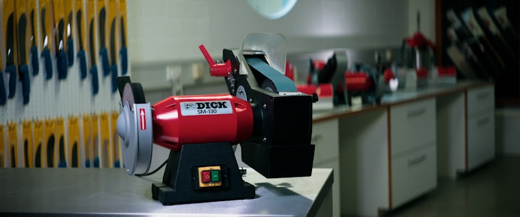 DICK Nassbandschleif- und Poliermaschine SM-130