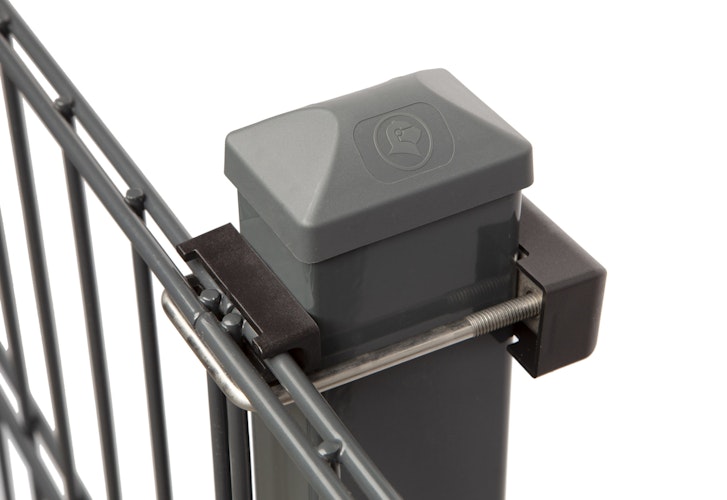 dz Pfosten UG mit Edelstahlbügel 60 x 40 mm