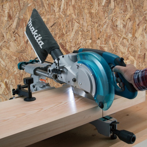 Makita Kapp- und Gehrungssäge LS0815FLN