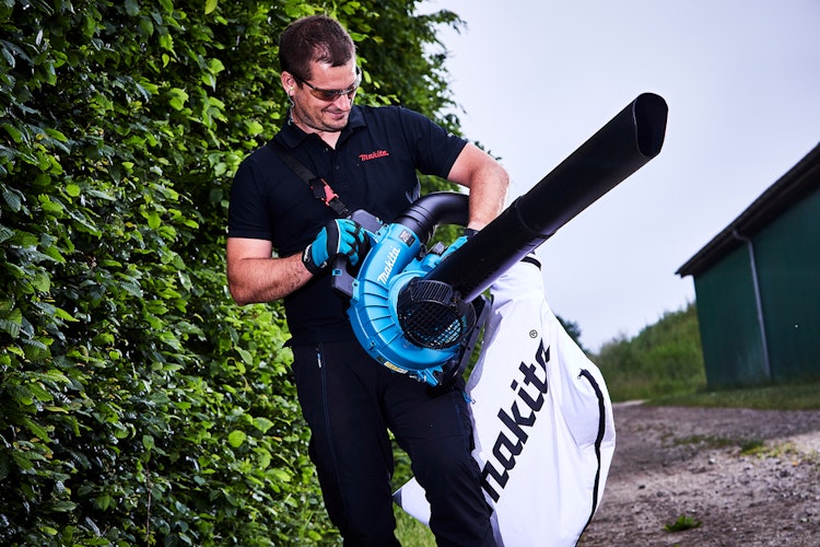 Makita Akku-Laubbläser und -sauger DUB363ZV