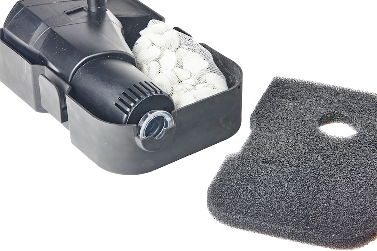 Heissner Durchlauffilter-Set 8m³ - 1500 l/h - 9W UVC