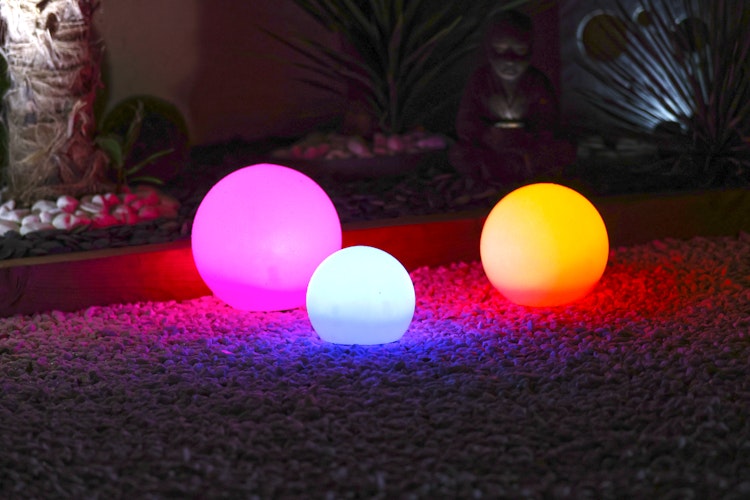 Ubbink MultiBright SolarFloat 30 - Solarbetriebene schwimmende Leuchtkugel H28 x Ø30cm