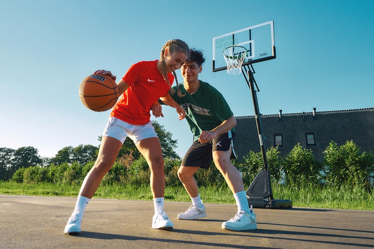 Salta - Basketballkorb Guard Höhe 296-371 cm