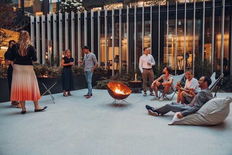 höfats BOWL 70 Feuerschale mit Sternfuß