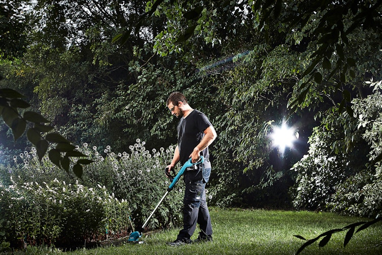 Makita Akku-Rasentrimmer DUR181RF