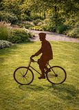 Badeko Deko-Fahrradfahrer „Gustav“ in EdelrostoptikZubehörbild