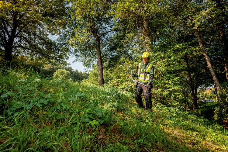 Metabo Akku-Freischneider FSB 36-18 LTX BL 40 Zweihandgriff ohne Akku, ohne Ladegerät