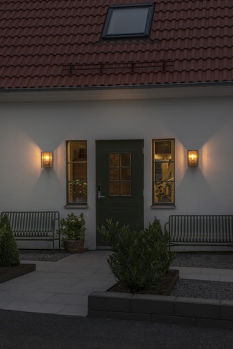 Konstsmide Wandleuchte Carpi mittel, versch. Farben