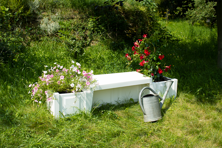 KHW Gartenbank Berlin inkl. Pflanzkästen