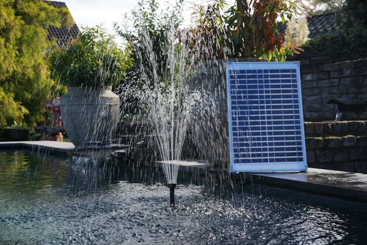 Ubbink Solar-/Stromwechselregler (SolarMax® 2500-Pumpen)