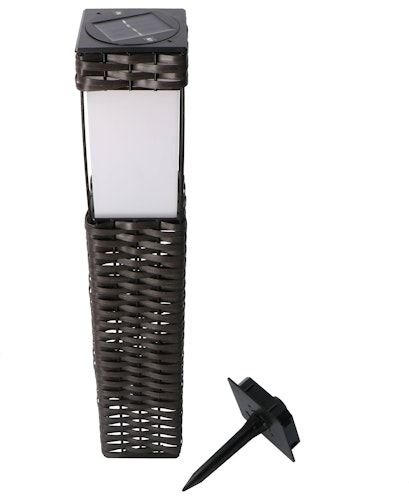 Shada LED Solar Rattan-Wegeleuchte, IP44, 2700K, 9x9x49cm