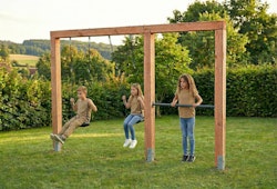 EXIT Linea Massiv 140 doppelte Holzschaukel mit Reckstange