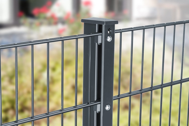 dz Pfosten XAA Profilschiene mit Aluminium-Auflageböckchen