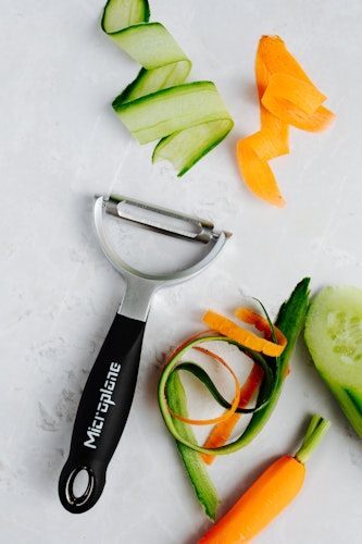 Microplane Profi Y-Schäler SPECIALTY Schwarz