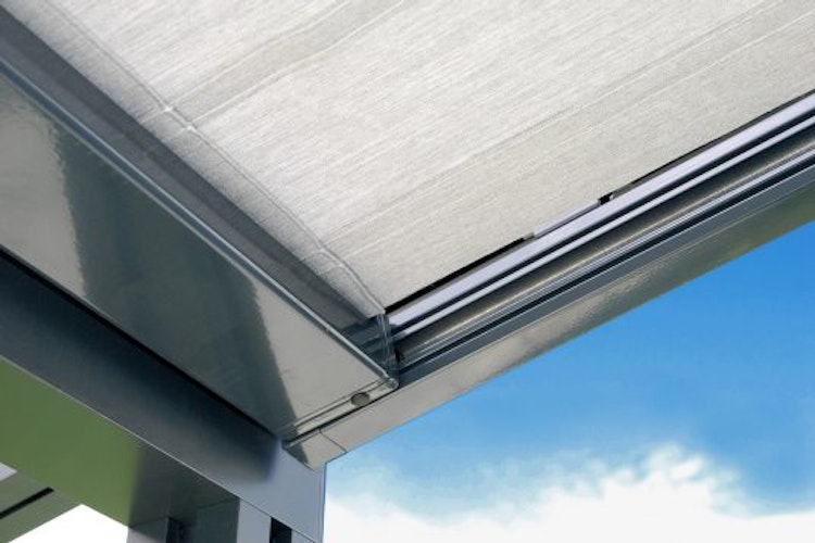 Gutta Unterdachmarkisen mit Motorantrieb für Terrassendach Premium