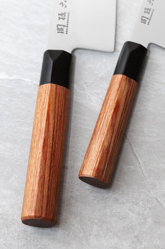 KAI Santokumesser SEKI MAGOROKU RED WOOD 6.75" (17,0 cm)