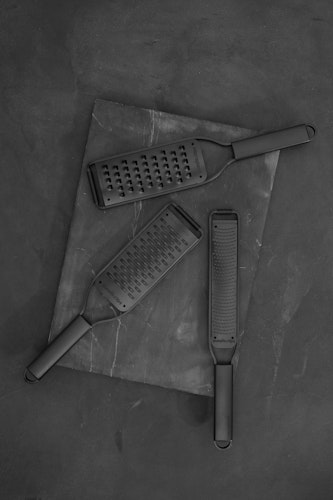 Microplane Reibe Sehr Grob BLACK SHEEP Black Steel