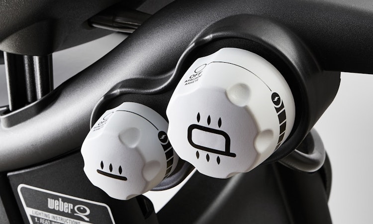 Weber Q 3200 Station Gasgrill Maroon 