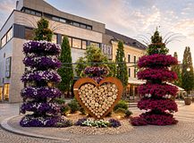 Badeko Herz Holzregal 200 cm in Edelrostoptik – Inkl. LED-BeleuchtungZubehörbild