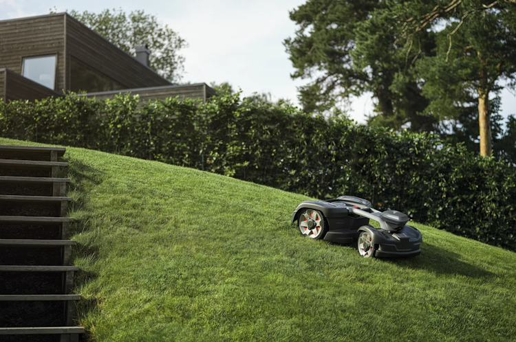 Husqvarna Mähroboter Automower 435X AWD NERA mit kabelloser EPOS Technologie