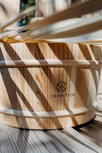 Liebenstein Sauna Eimer mit Kelle aus Kiefernholz (4L)