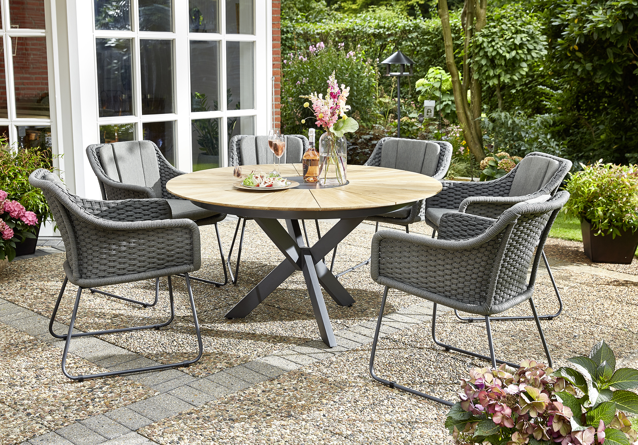 Diamond Garden Dining-Set LYON / KORFU, Tisch + 6 Stühle + Flaschenkühler, Edelstahl Dunkelgrau/ Teak / Rope / Sunproof (100 % Polypropylen)