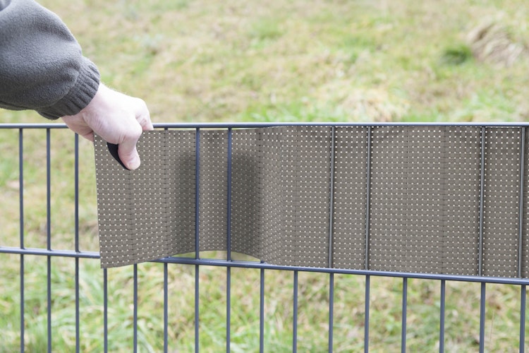 dz Sichtschutzstreifen bastline