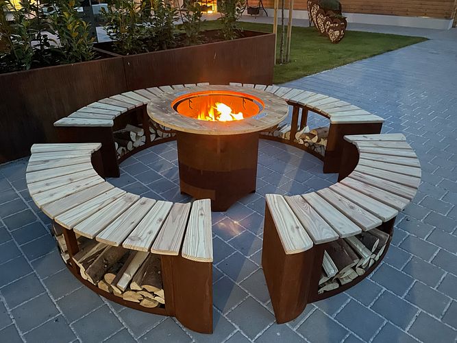Badeko Grill-/Feuerstelle „Freiburg“ in Edelrostoptik