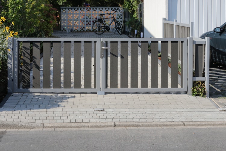 TraumGarten RAJA WPC ALU XL Anthrazit Doppeltor auf Maß