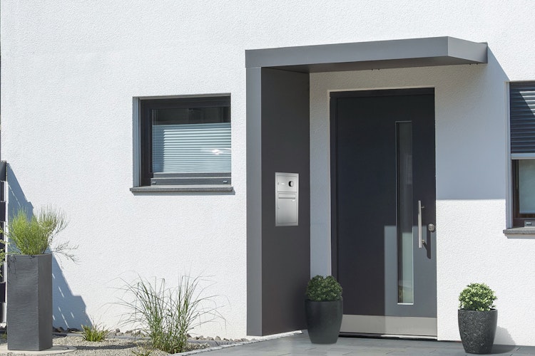 Gutta Rechteckvordach BS Plus 160 Sonderfarbe inkl. Seitenteil und Briefkasten (neues Modell)