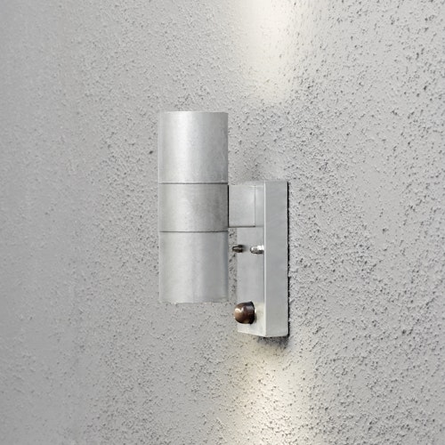 Konstsmide Halogenspot Modena, galvanisiert, klares Glas, mit Sensor (7542-320)