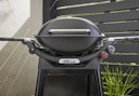 Vorschaubild Weber Q3200N+ Gasgrill mit Rollwagen - Black