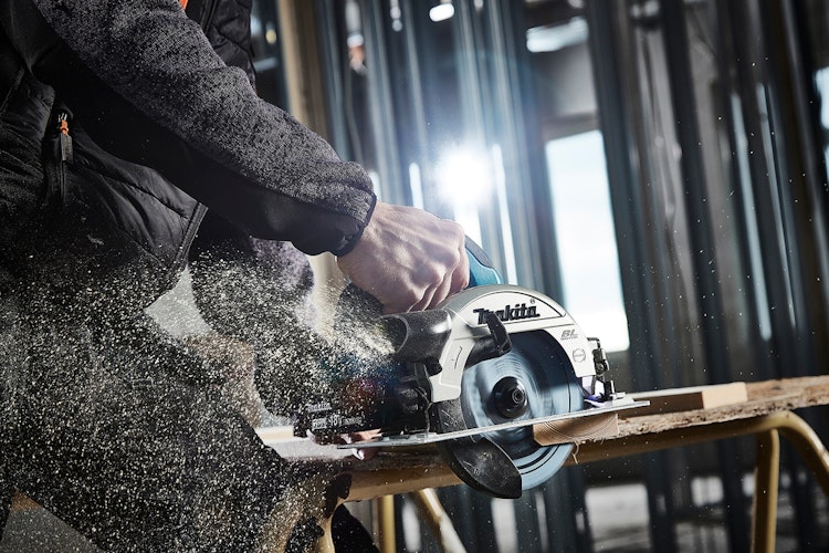 Makita Akku-Handkreissäge DHS660Z