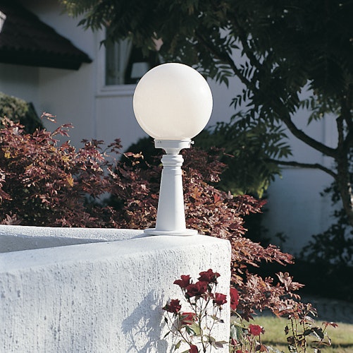 Konstsmide Gartenleuchtenkopf Arcturus, matt weiss, opales Acrylglas (625-252)