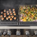 Vorschaubild Weber Gasgrill SUMMIT FS38 S - Edelstahl