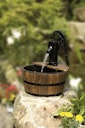 Vorschaubild Gardenforma Wasserspiel Cork mit Holzbecken