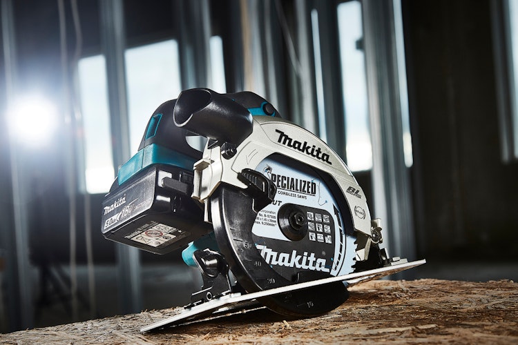 Makita Akku-Handkreissäge DHS660Z
