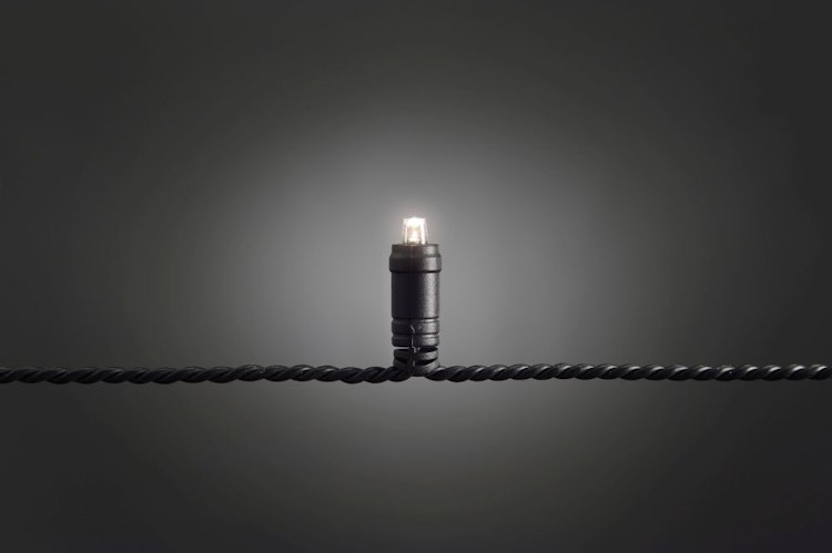 Konstsmide Weihnachtsbeleuchtung  Micro LED Lichterkette 9h Timer 80 warmweiße Dioden